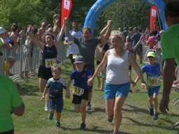 Family - &amp; Friends - Triathlon (2024)