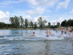 family-_and_friends_tria_2020_11_20220409_1373837166