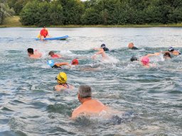 family-_and_friends_tria_2020_14_20220409_1294145044