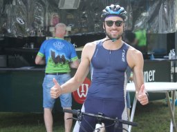 family-_and_friends_tria_2020_152_20220409_1914972726