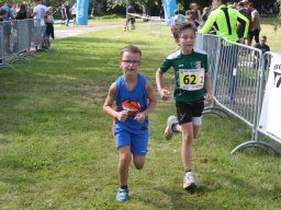 family-_and_friends_tria_2020_158_20220409_1688354314