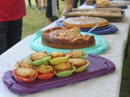 family-_and_friends_tria_2020_161_20220409_1788092697