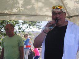 family-_and_friends_tria_2020_164_20220409_1518294076