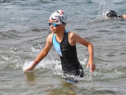 family-_and_friends_tria_2020_30_20220409_1061136688