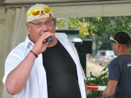 family-_and_friends_tria_2020_34_20220409_1327703514