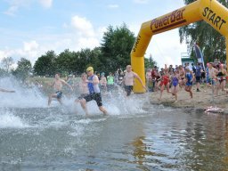 family-_and_friends_tria_2020_3_20220409_1931634700