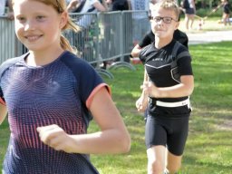 family-_and_friends_tria_2020_86_20220409_1295605423